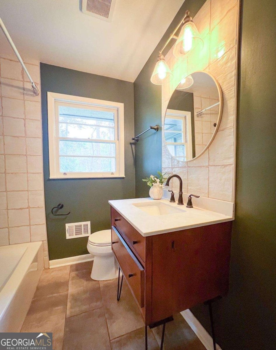 535 Riverhill Drive Athens - 24