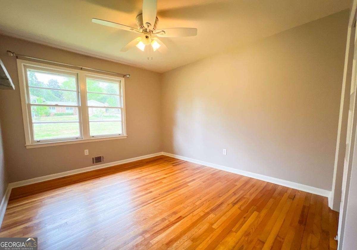 535 Riverhill Drive Athens - 27