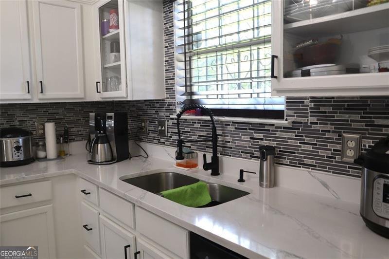 1311 STONELEIGH Way Stone Mountain - 8