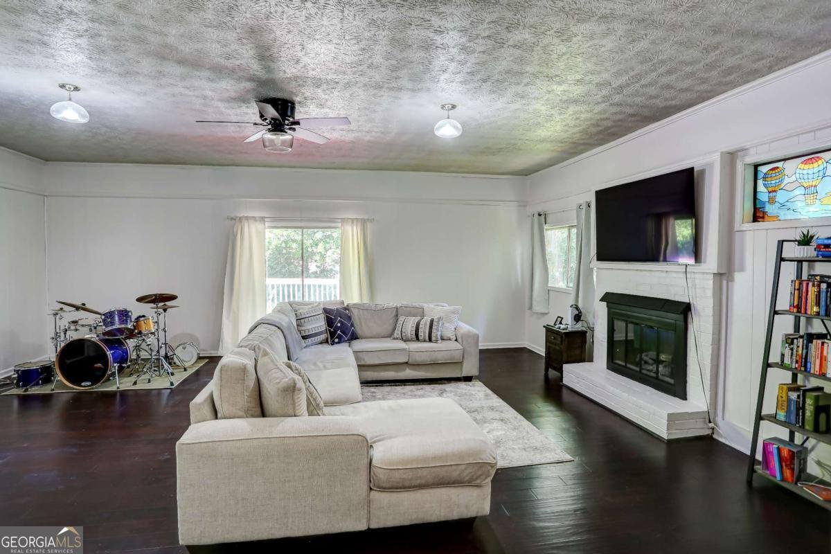 188 Pine Forest Drive Lawrenceville - 11