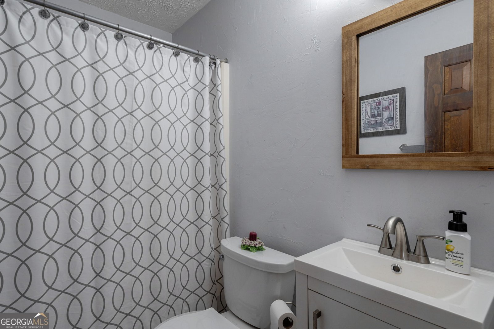 1131 HOLLOW CREEK Watkinsville - 29