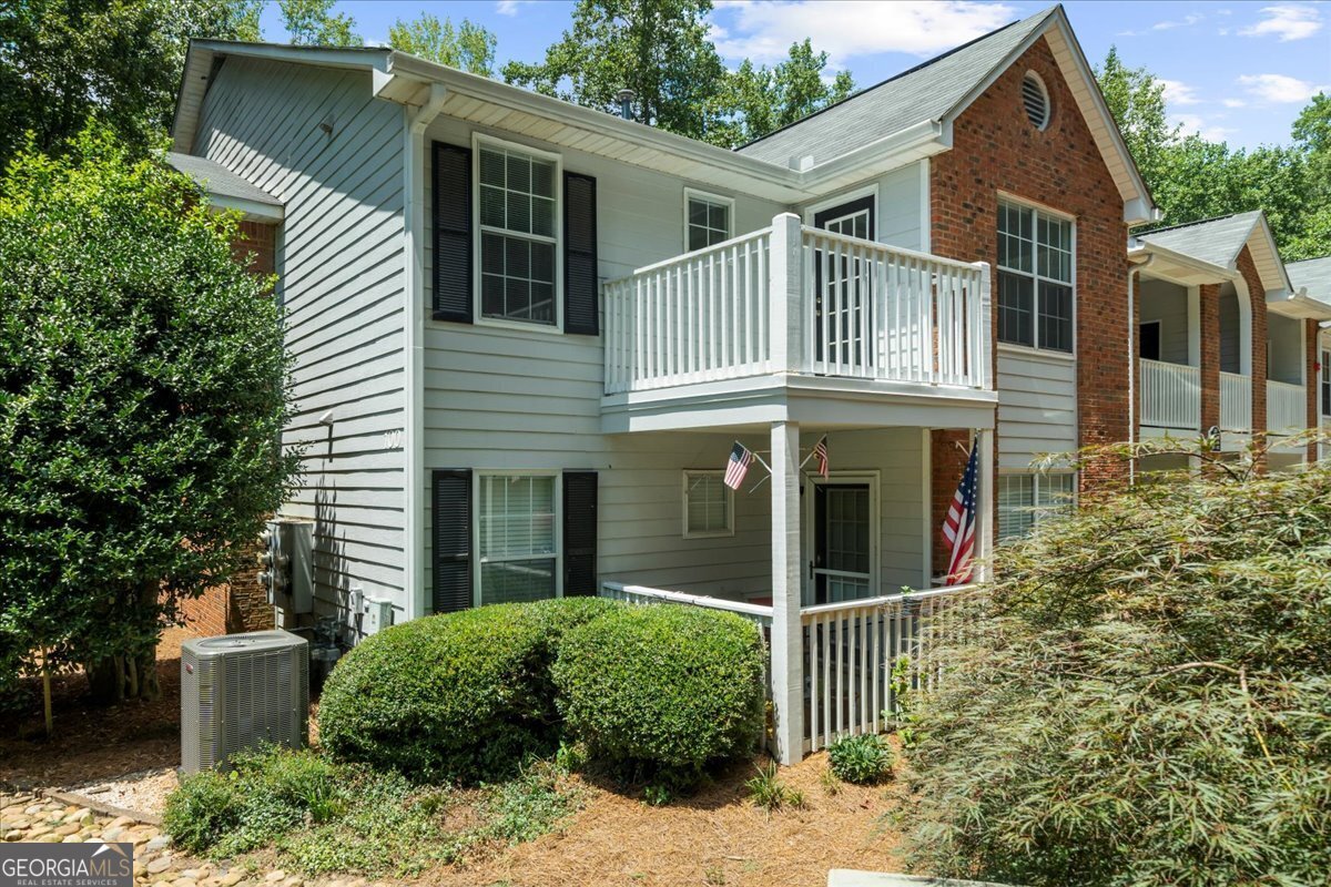 123 Streamside Drive Roswell - 1