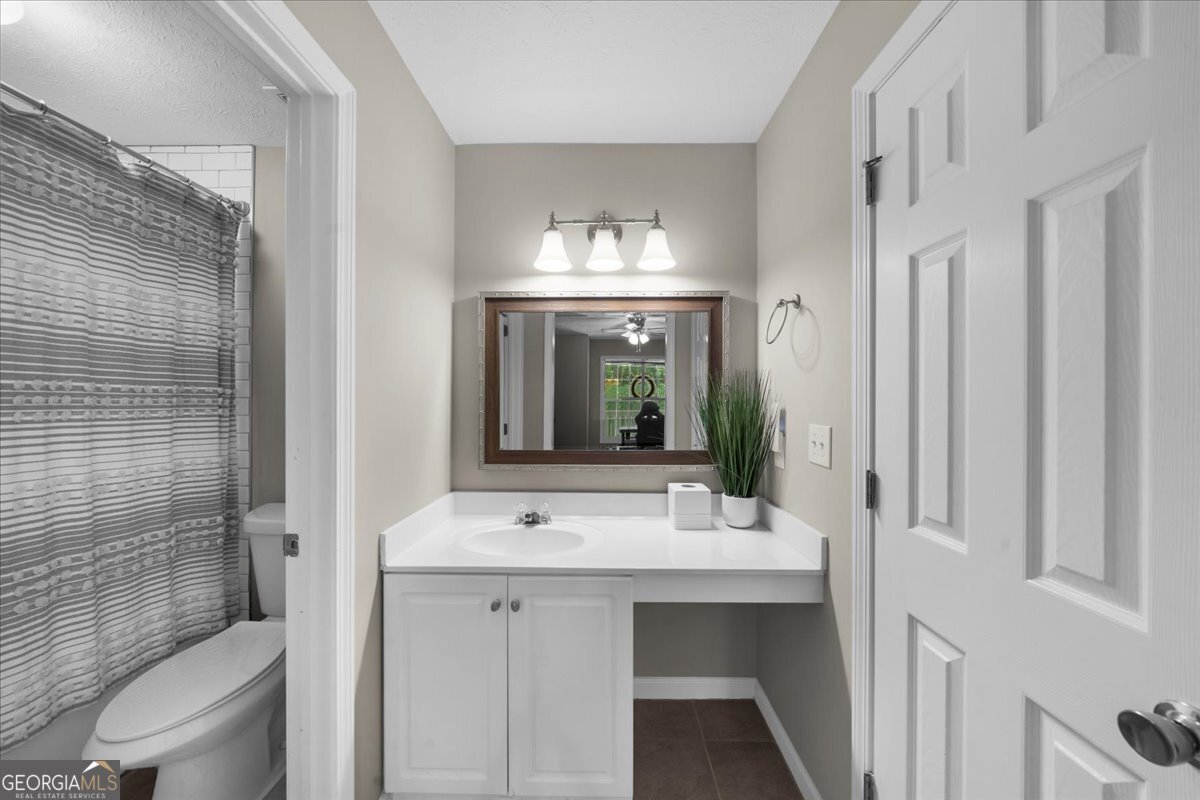 123 Streamside Drive Roswell - 32
