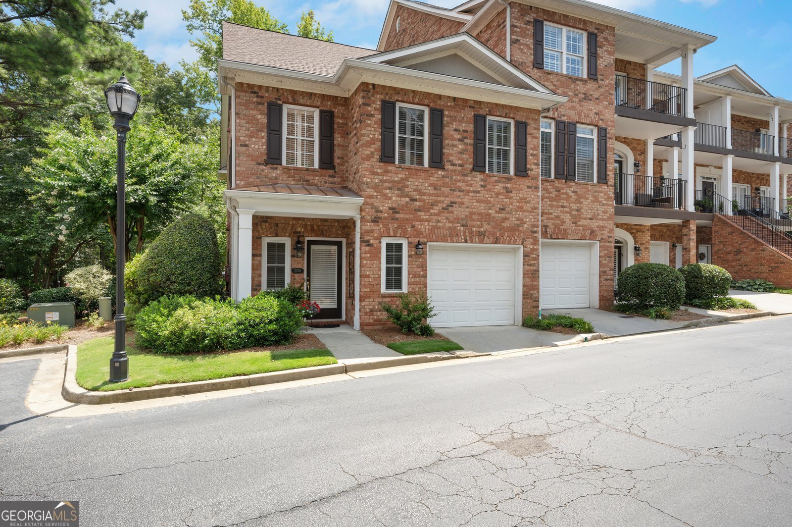 2570 Oglethorpe Circle Brookhaven - 1