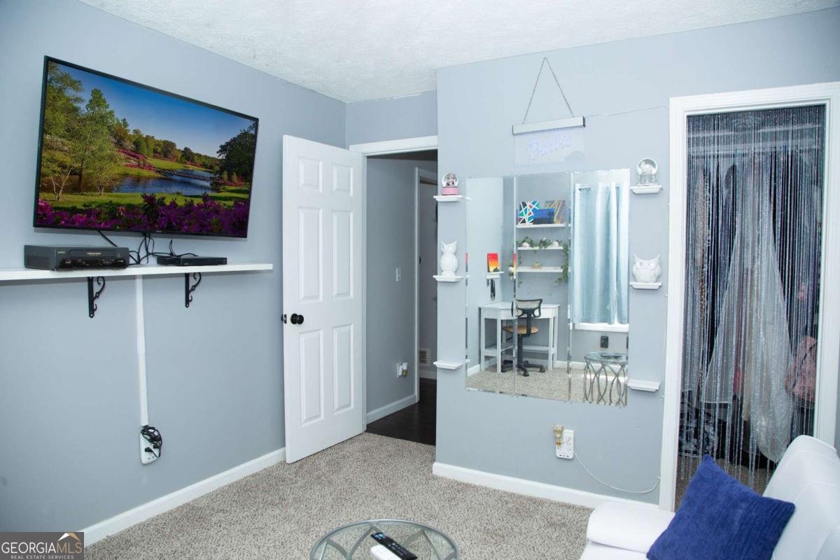 5870 TALLANT Drive Sugar Hill - 10