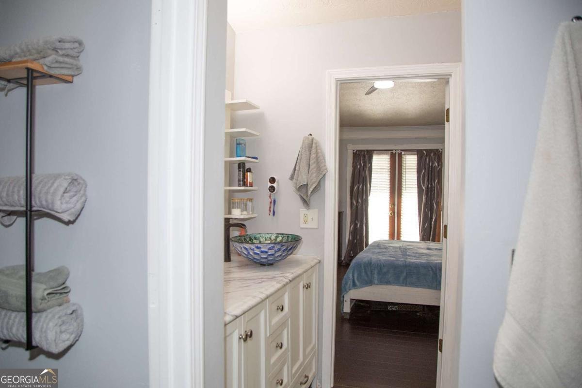 5870 TALLANT Drive Sugar Hill - 2