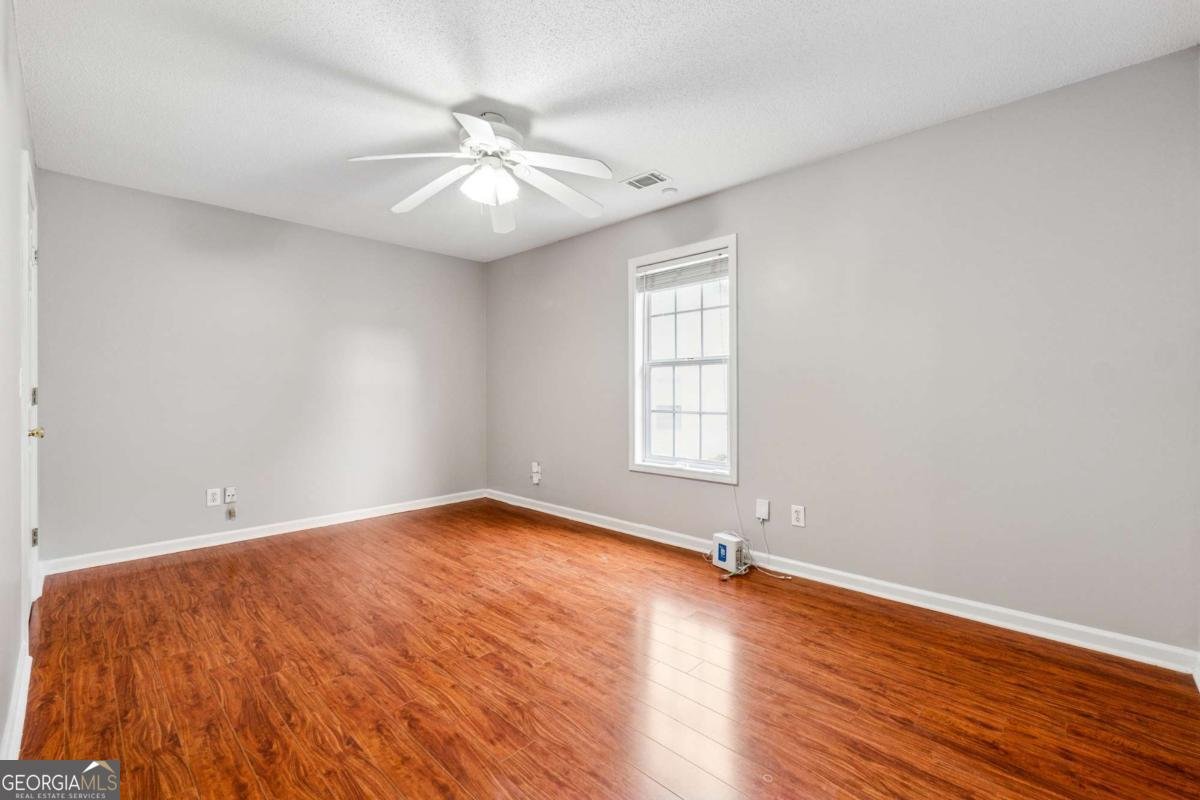 1093 Forest View Lane Lilburn - 18