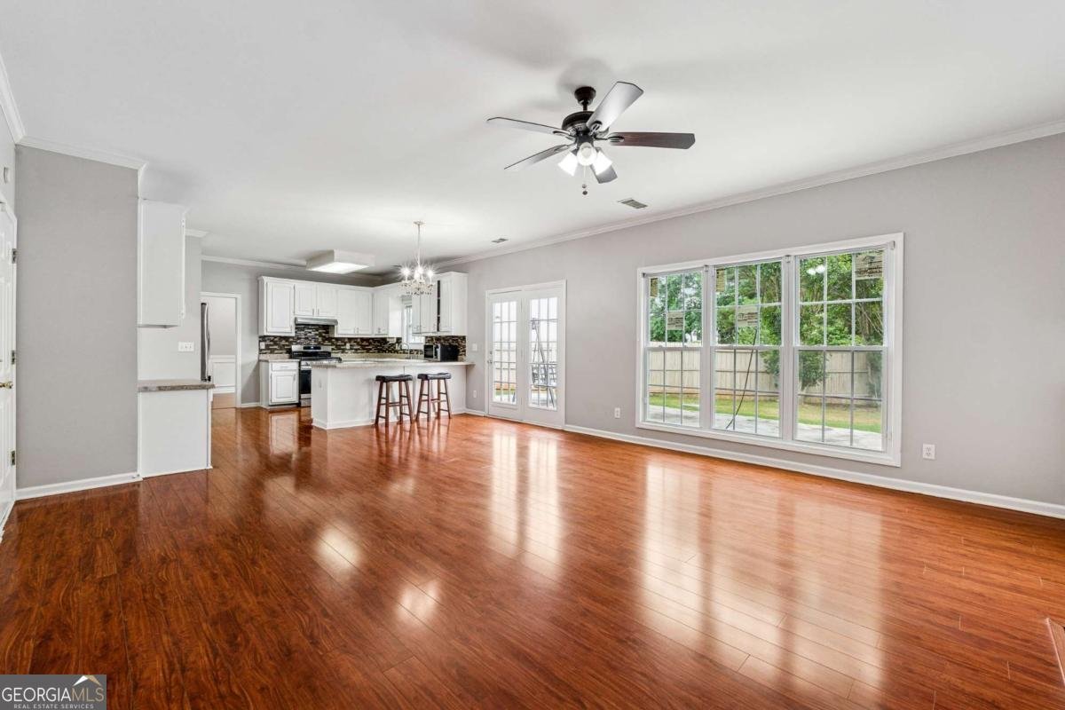 1093 Forest View Lane Lilburn - 5