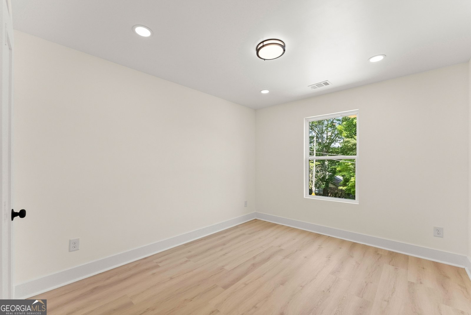180 Llewellyn Street Clarkesville - 6