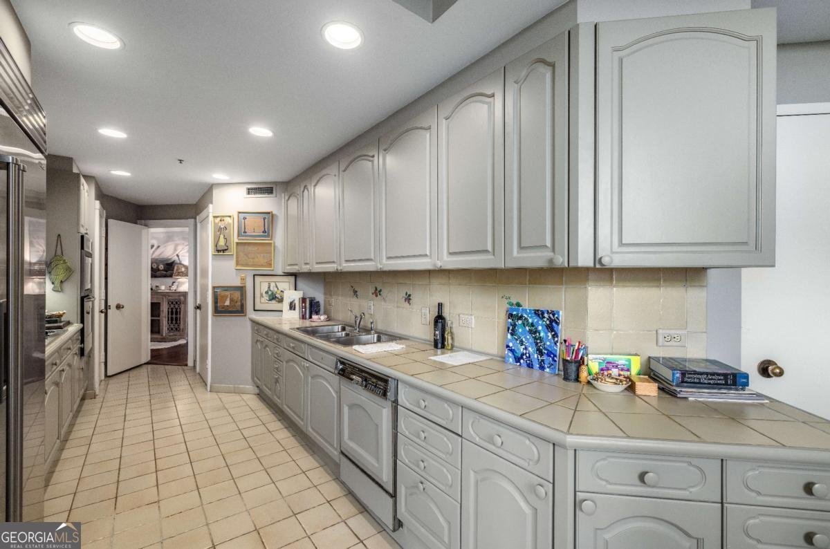 2660 Peachtree Road Atlanta - 11