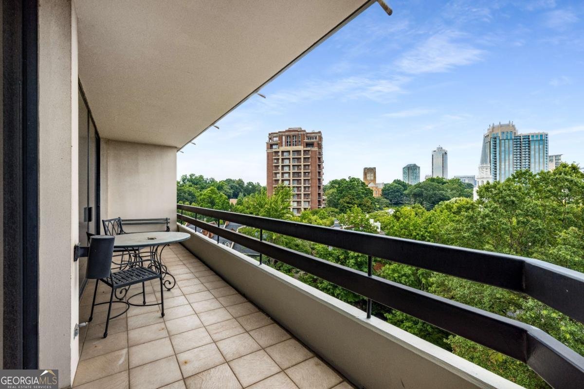 2660 Peachtree Road Atlanta - 44