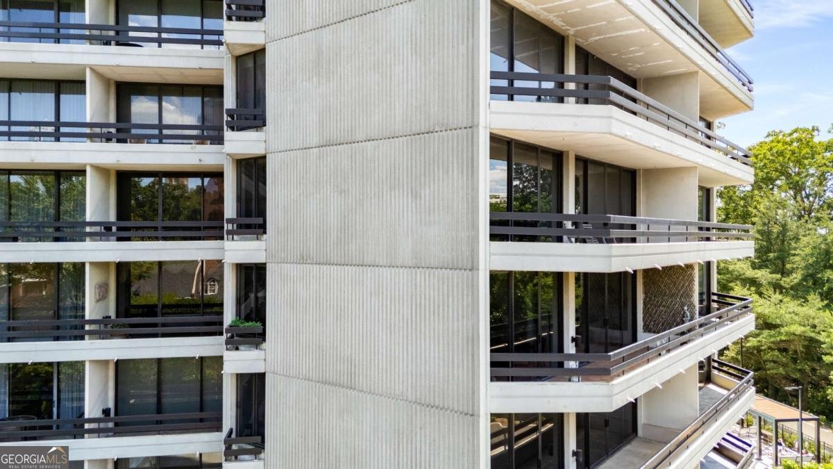 2660 Peachtree Road Atlanta - 49