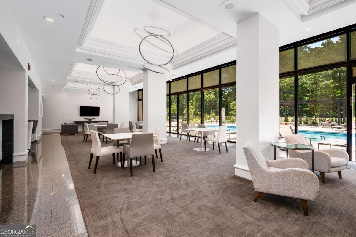2660 Peachtree Road Atlanta - 51