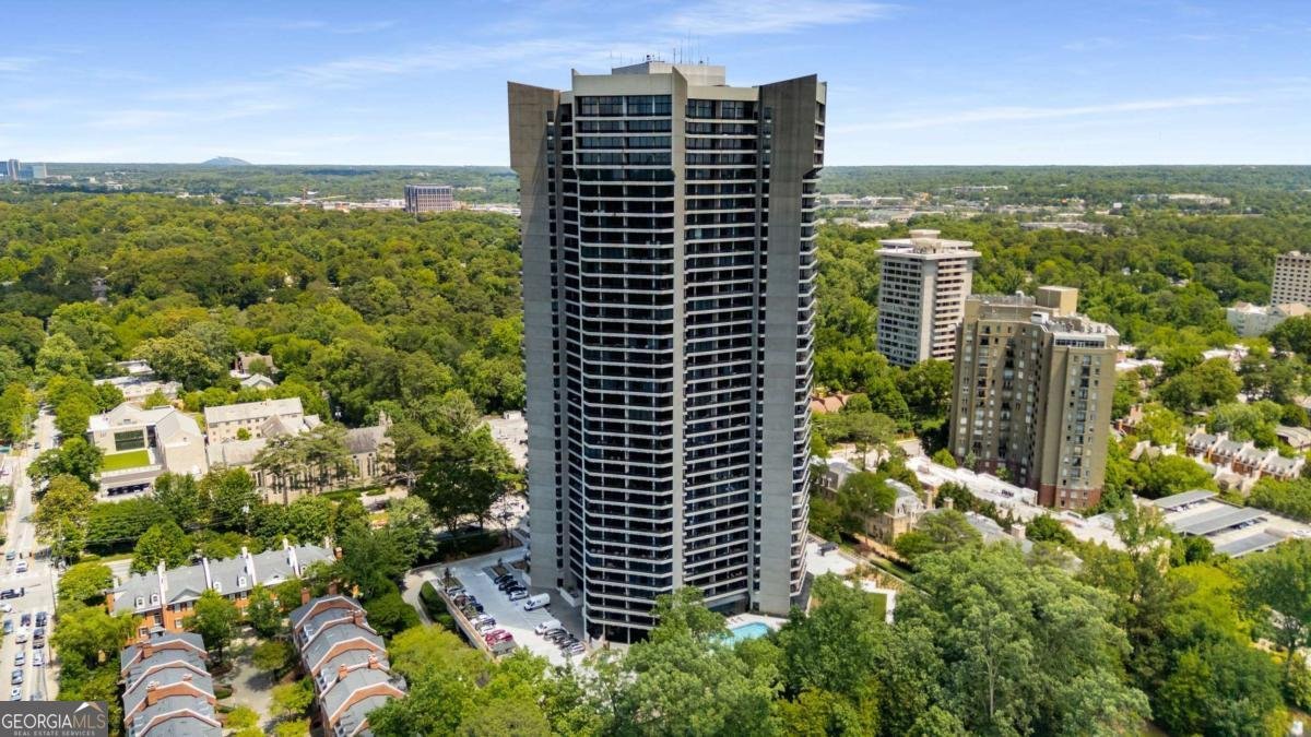 2660 Peachtree Road Atlanta - 56