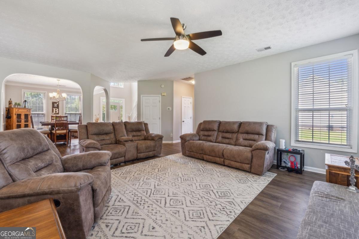 7325 Valance Lane Cumming - 13