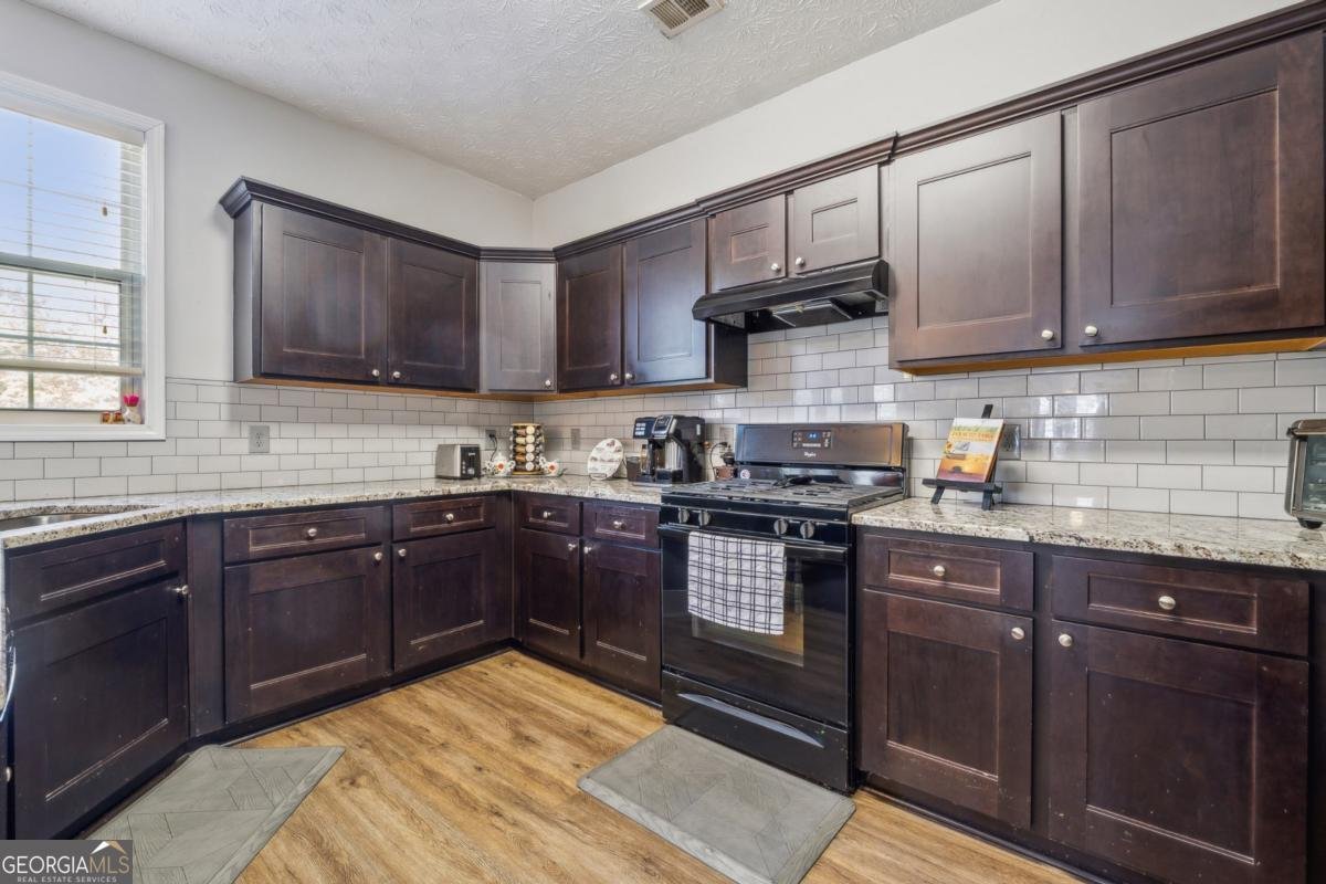 7325 Valance Lane Cumming - 19
