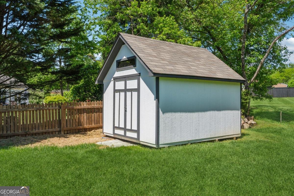 7325 Valance Lane Cumming - 40