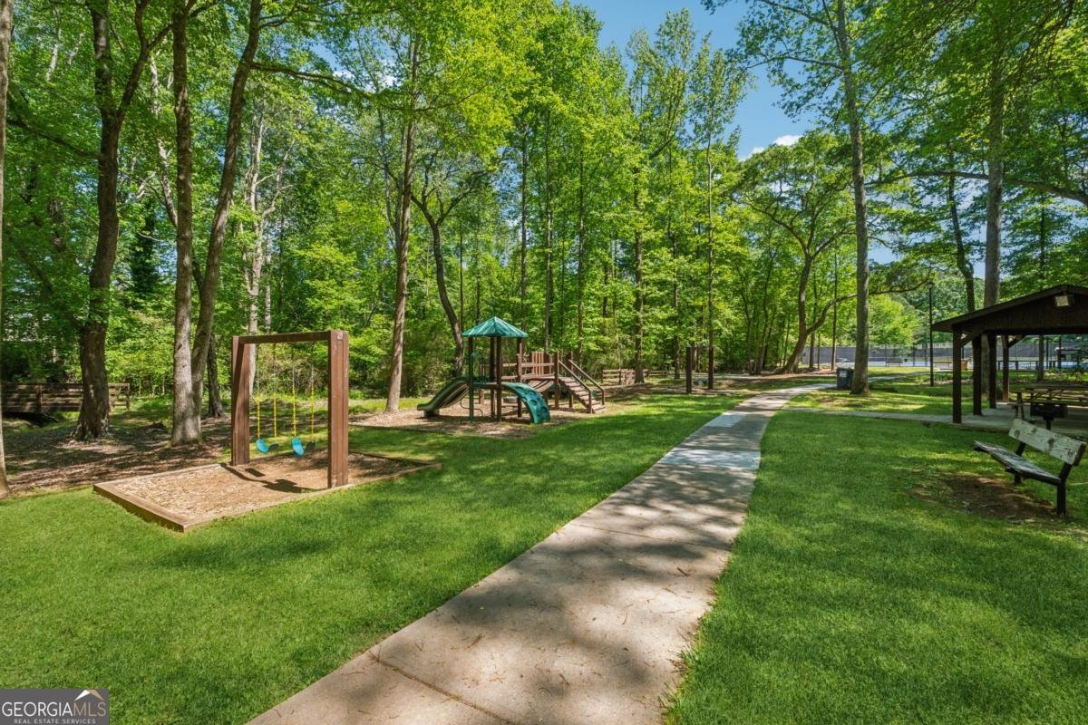 7325 Valance Lane Cumming - 43