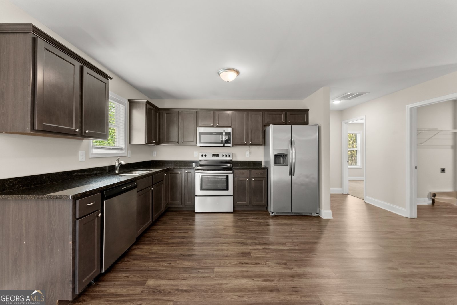 914 Highway 105 Demorest - 16