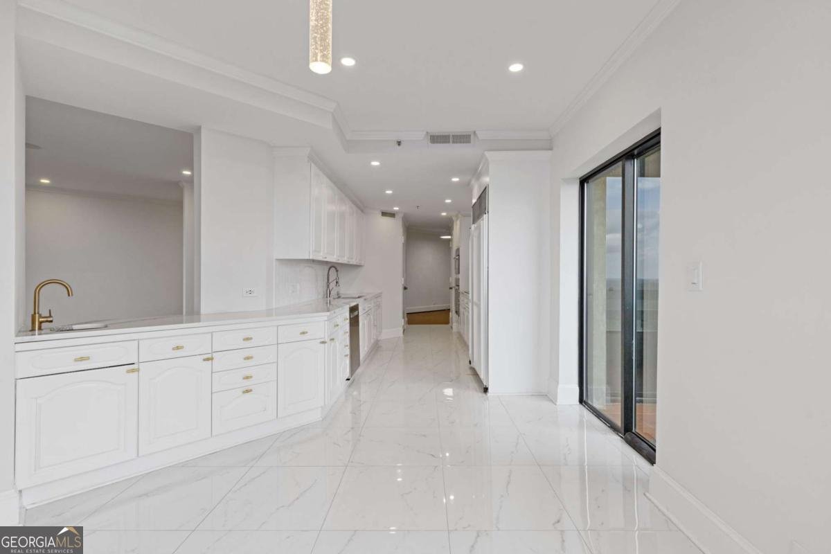 2660 Peachtree Road Atlanta - 19