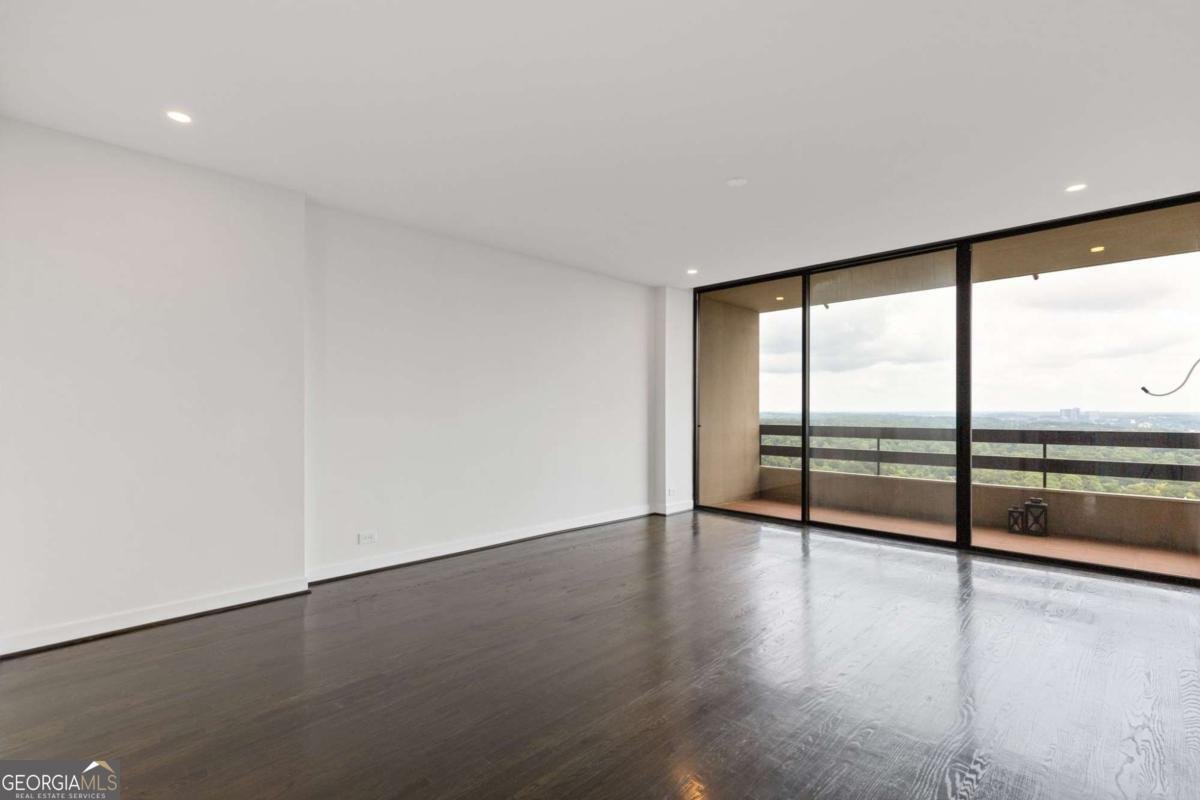 2660 Peachtree Road Atlanta - 29