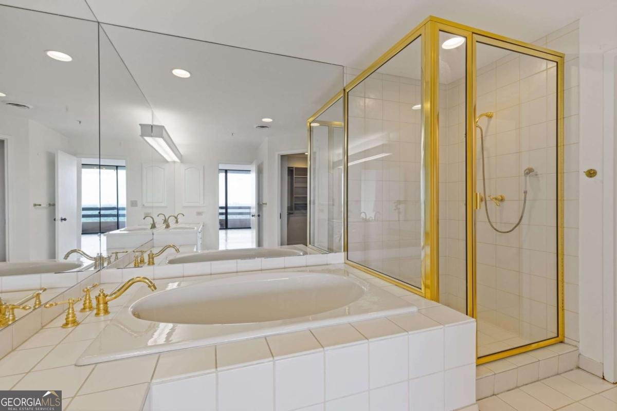 2660 Peachtree Road Atlanta - 33