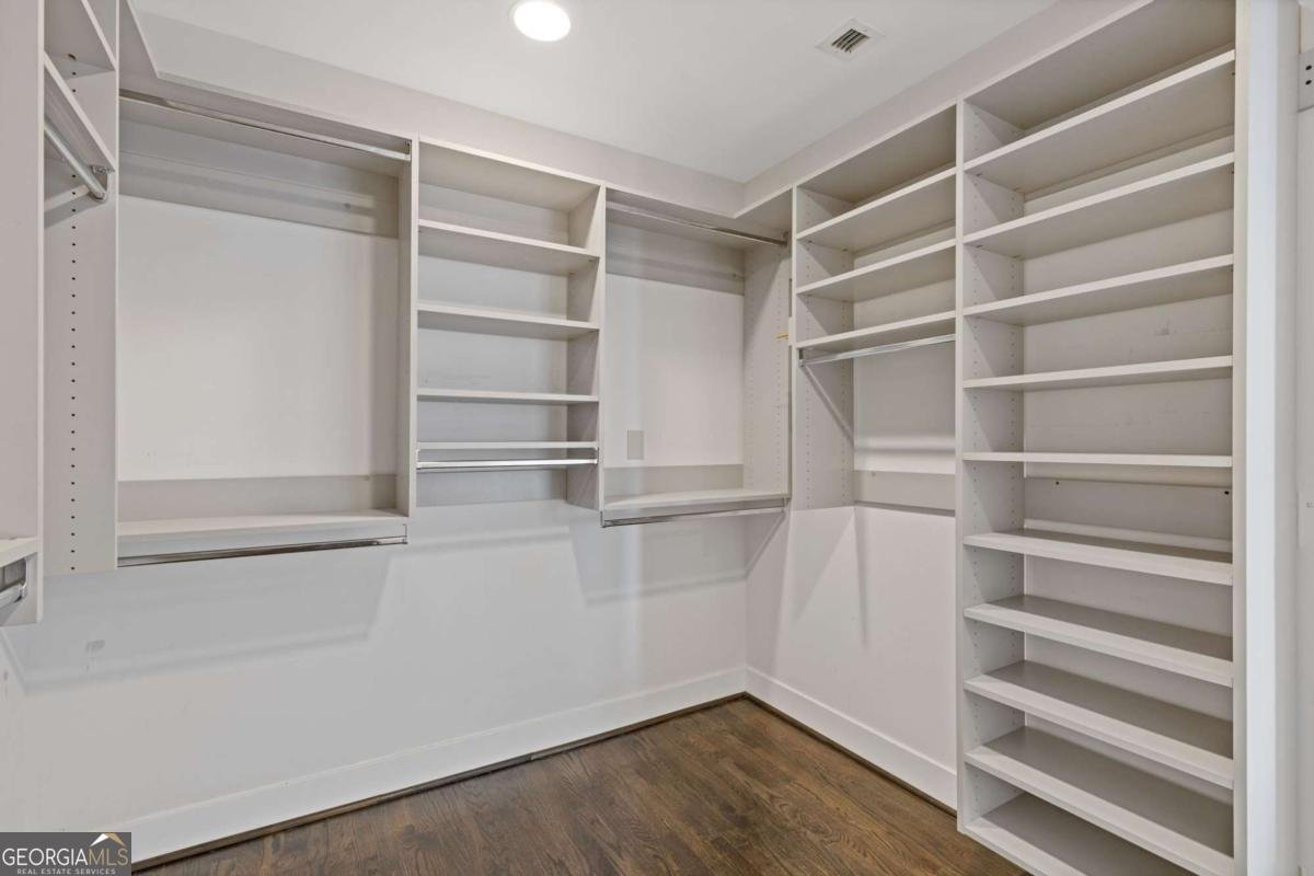 2660 Peachtree Road Atlanta - 37