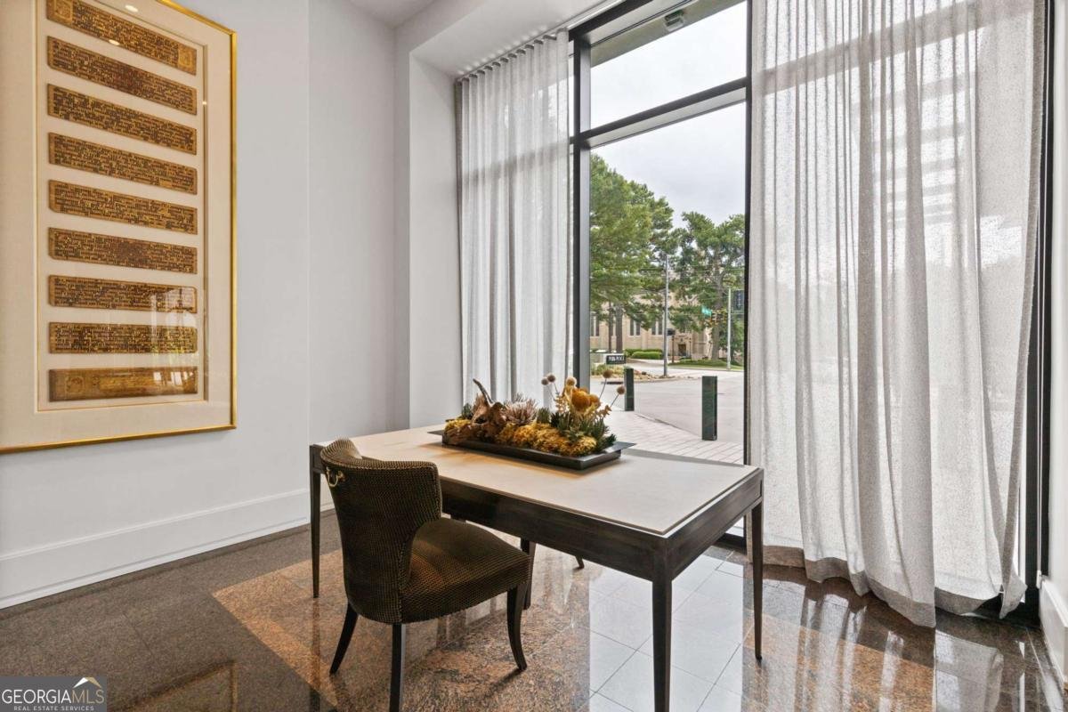 2660 Peachtree Road Atlanta - 44