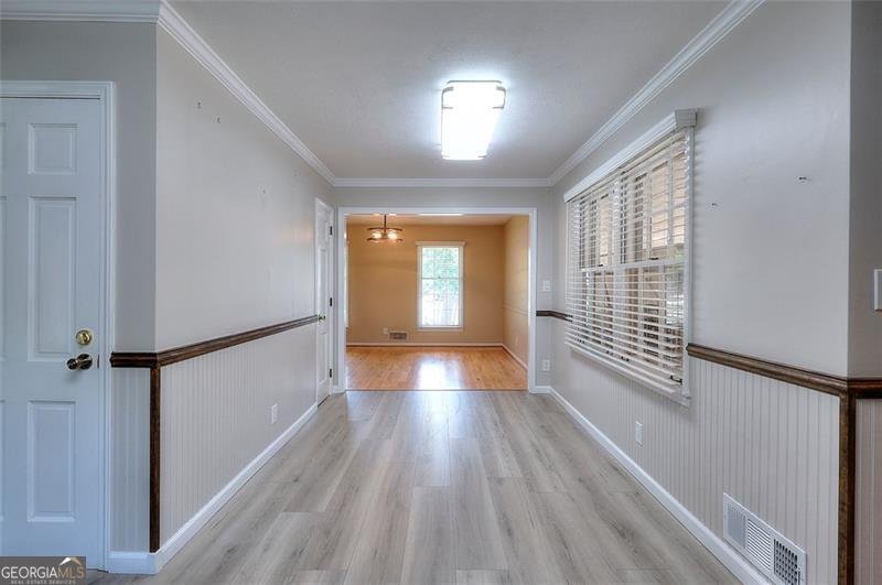 1605 Lake Lucerne Road Lilburn - 11