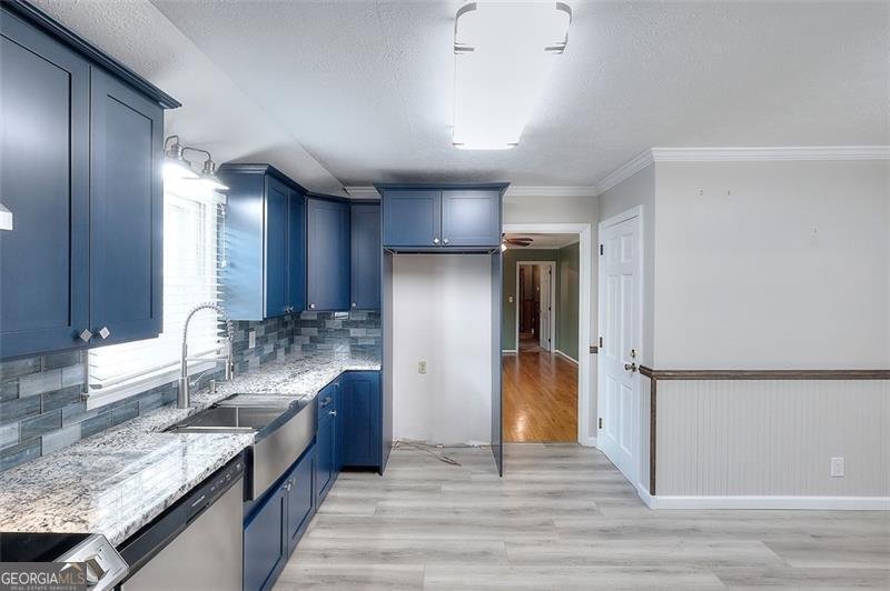 1605 Lake Lucerne Road Lilburn - 17