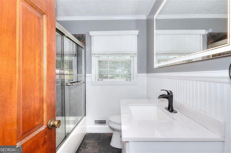 1605 Lake Lucerne Road Lilburn - 26