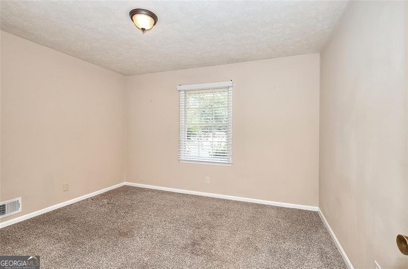 1605 Lake Lucerne Road Lilburn - 28
