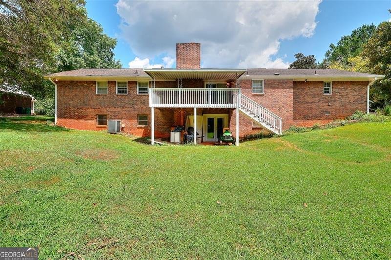 1605 Lake Lucerne Road Lilburn - 33