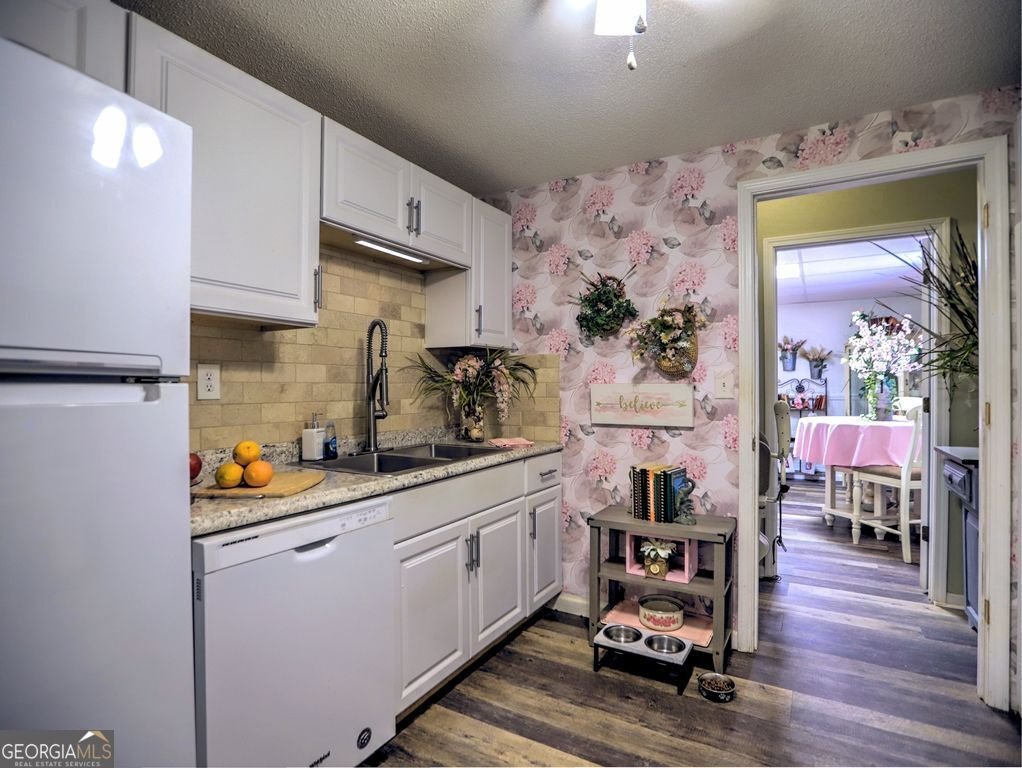 161 Oak Springs Lane Dallas - 25