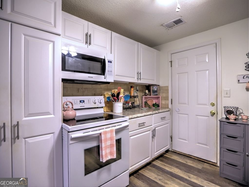 161 Oak Springs Lane Dallas - 26