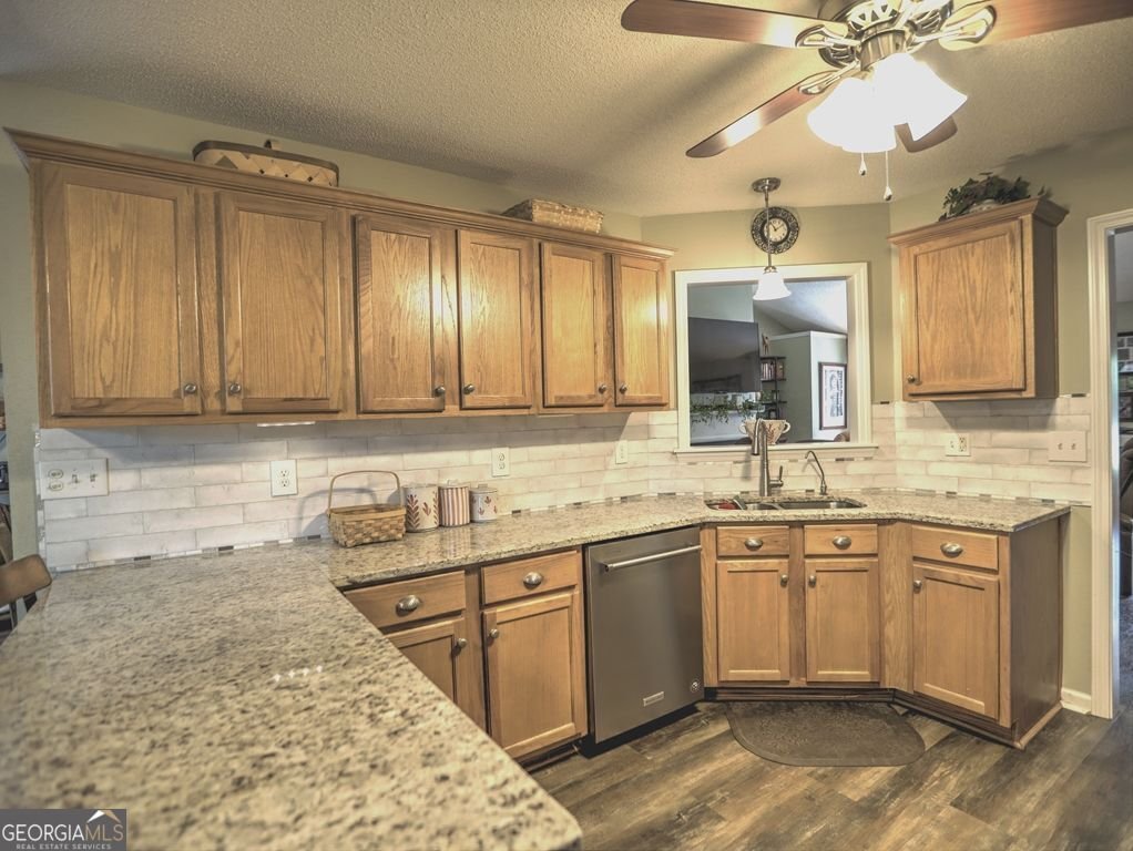 161 Oak Springs Lane Dallas - 8
