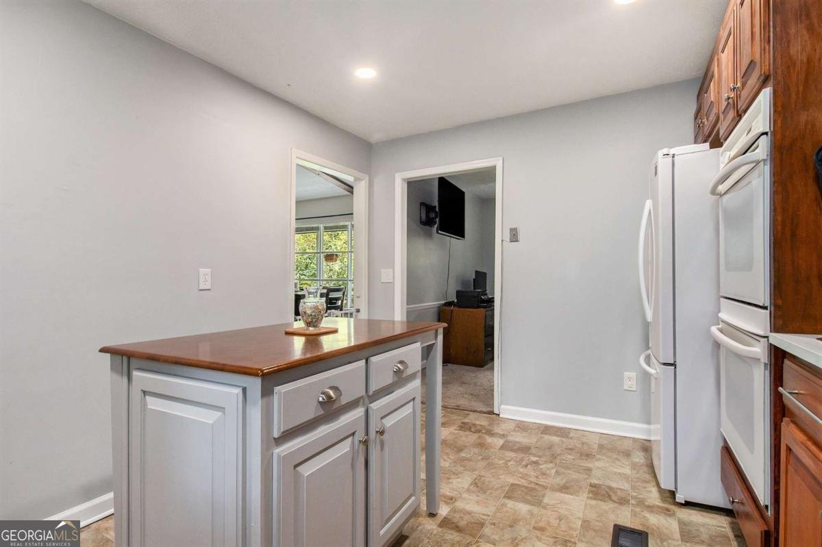 405 Doris Drive Woodstock - 6