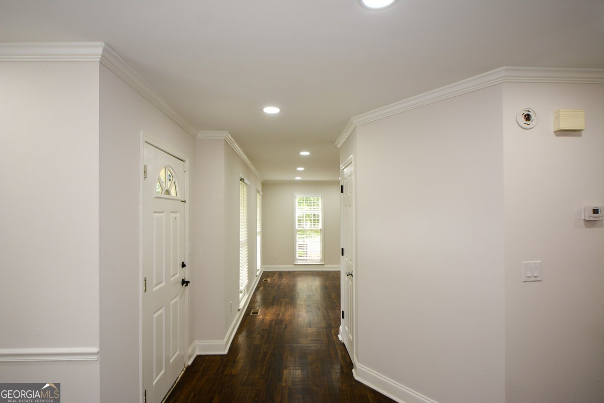 795 Abbington Lane Douglasville - 1