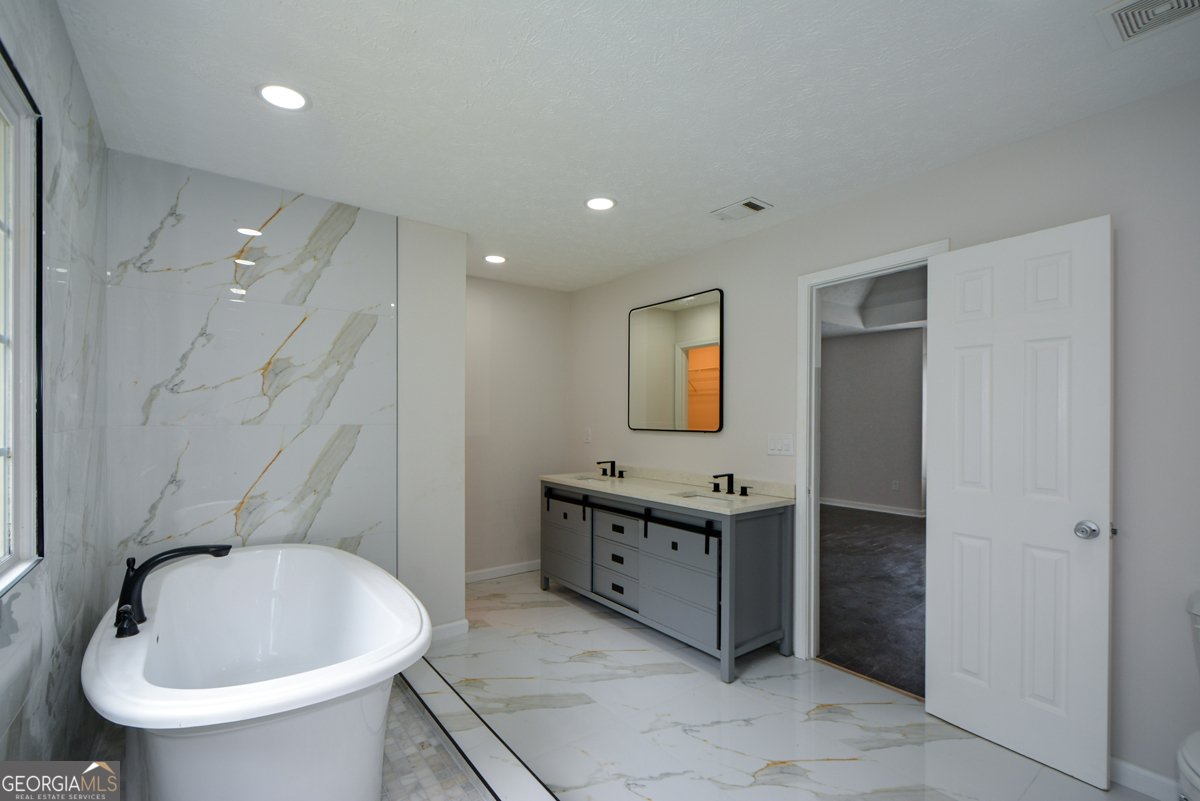 795 Abbington Lane Douglasville - 22