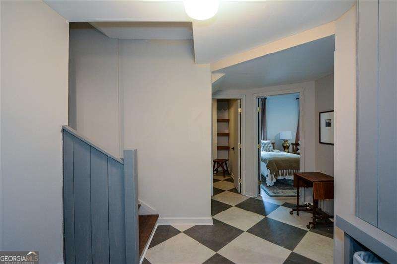 3238 Mountain Hollow Drive Marietta - 37