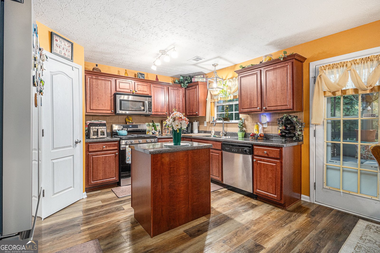 4323 Grove Lake Street Loganville - 16