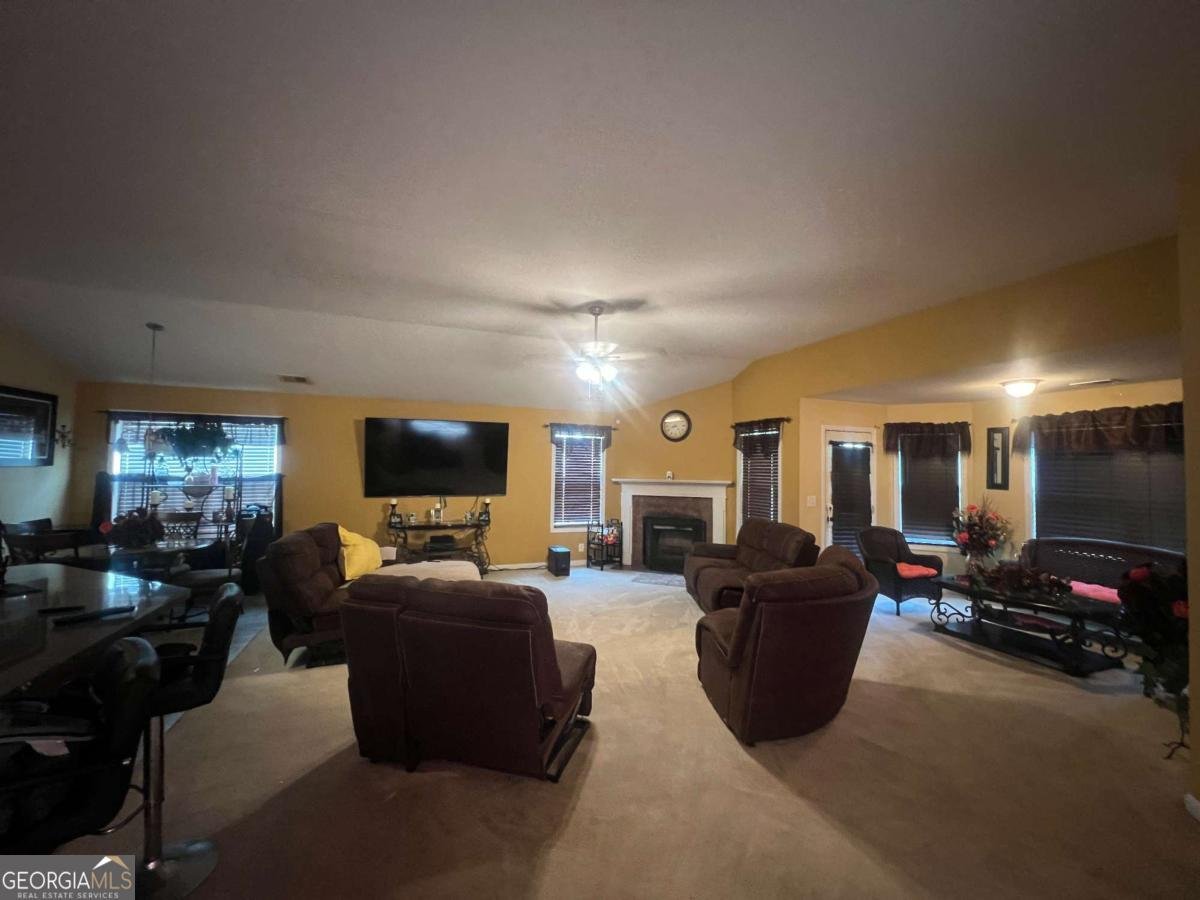 129 Colonial Court Jefferson - 2