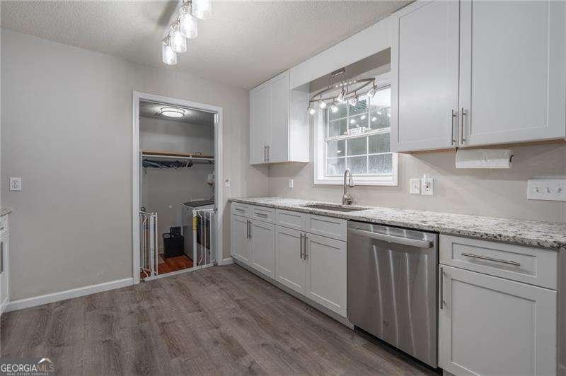 501 Coreen Court Canton - 9