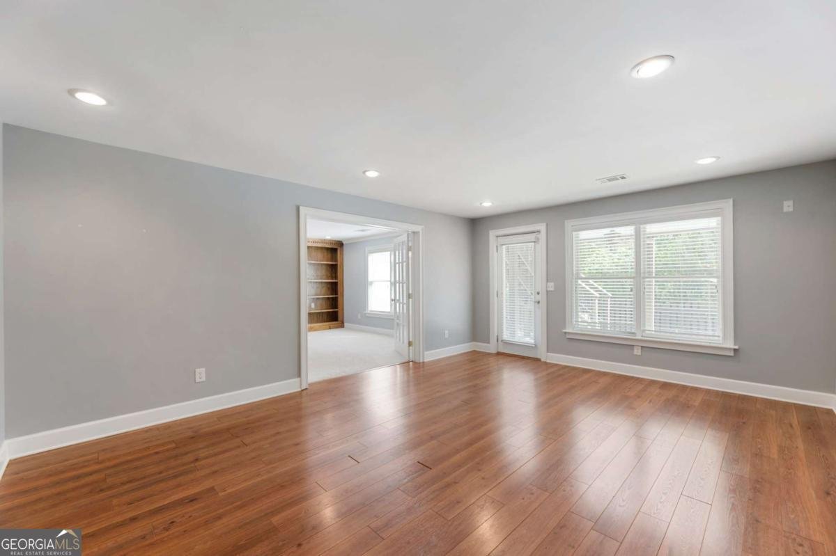 12892 Waterside Drive Milton - 1