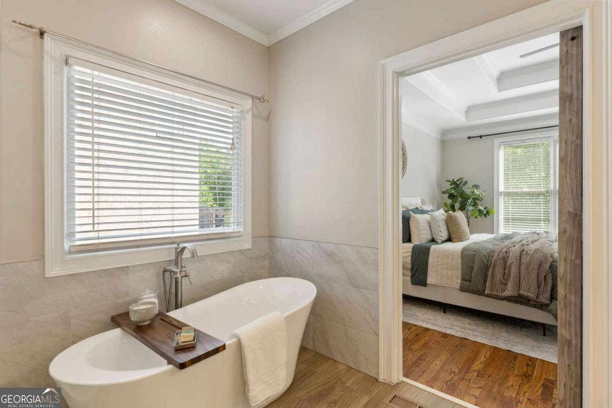 12892 Waterside Drive Milton - 46