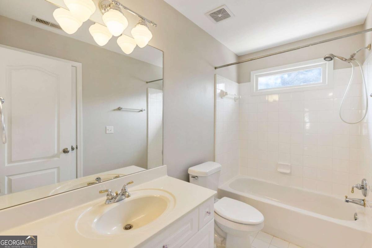 12892 Waterside Drive Milton - 62