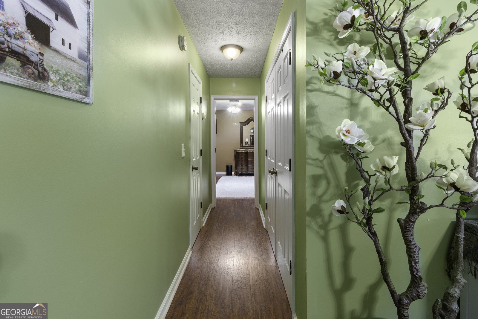 241 Fox Run Loganville - 8