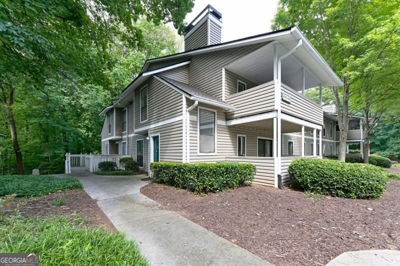 1501 Wynnes Ridge Circle Marietta - 2