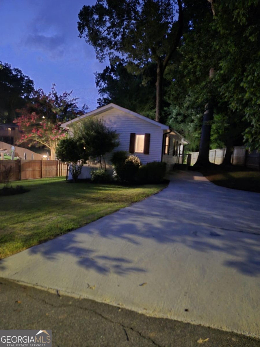 1927 Rogers Avenue Atlanta - 13