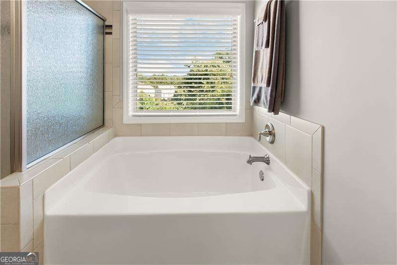 412 Honeybee Lane Canton - 28